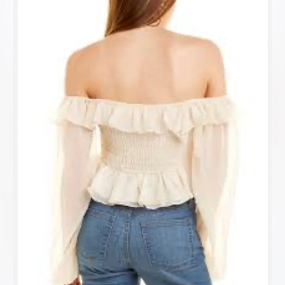 NWT En Saison Cropped Smocked Top Size L - Picture 2 of 6